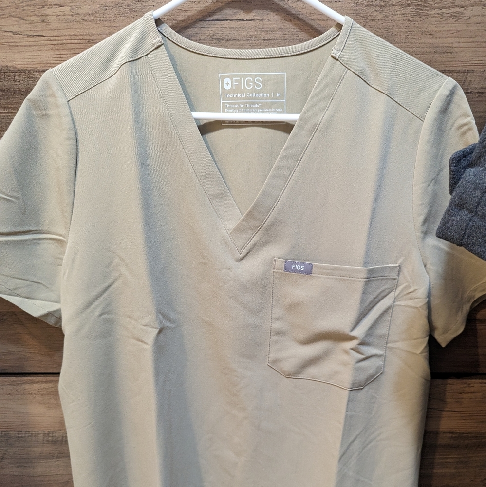 Figs Scrub Set - Latte NWT
